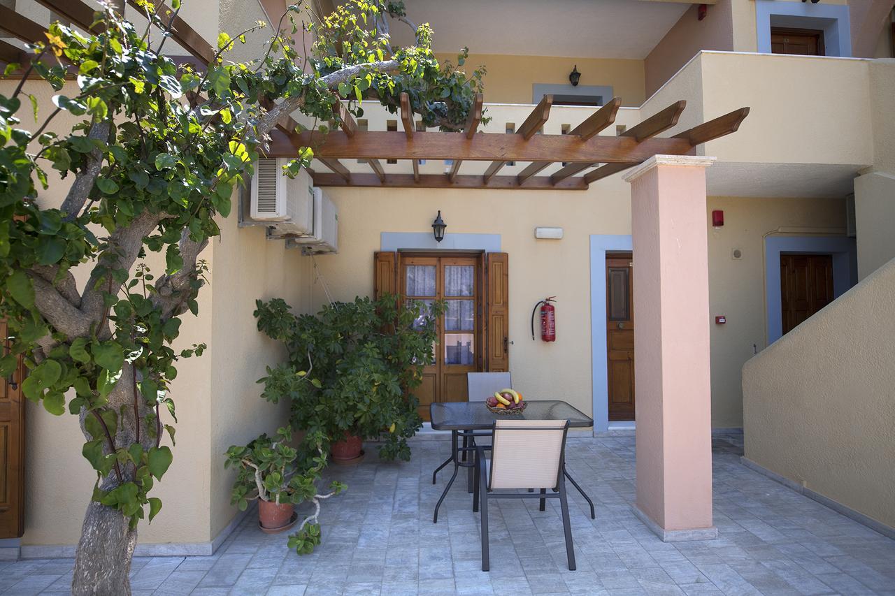 Apartamento Amphitrite Myrties Exterior foto